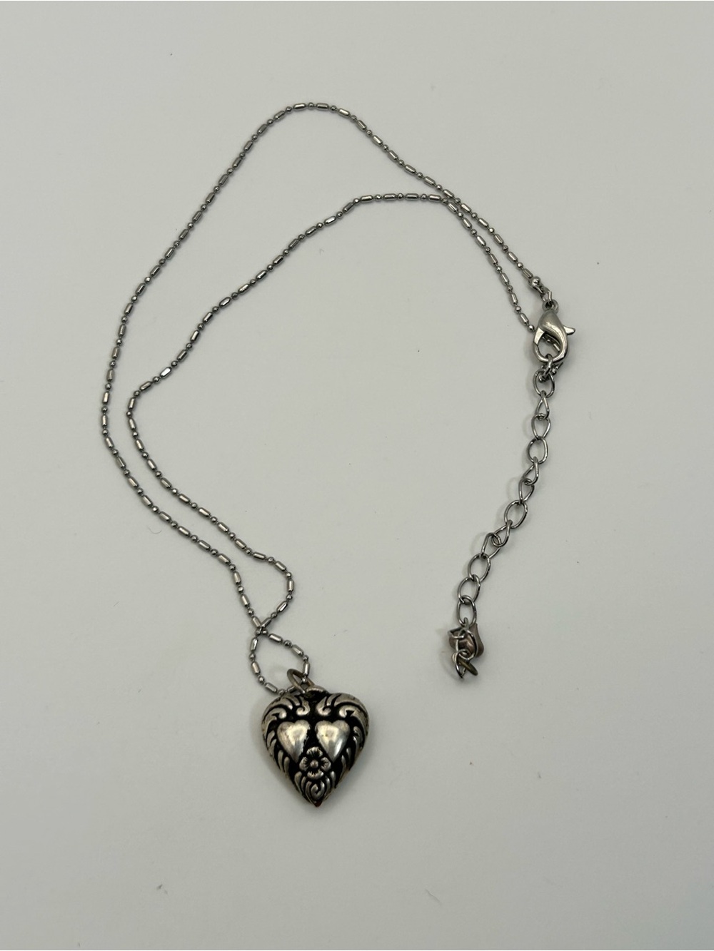 Vintage Ornate Heart Pendant Necklace - Silver-tone Petite Chain 18" Patina - Picture 6 of 8